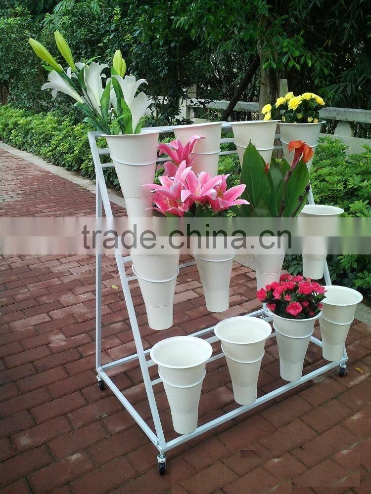 Flower display stand with black vase/folding display rack