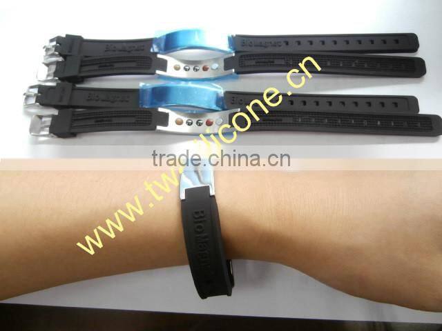 Hot sale sports magnetic silicone bracelet with metal