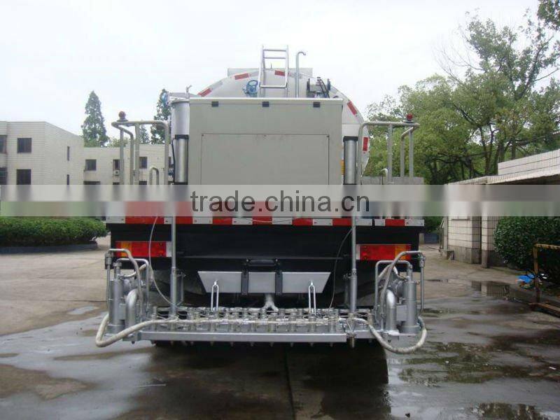Intelligent Asphalt Distributor from China