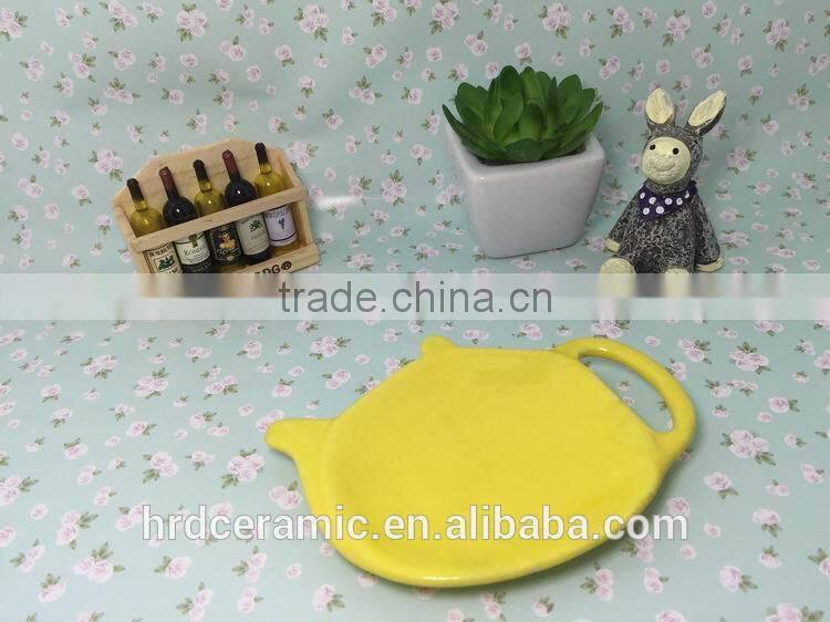 Made in China stocked dinnerware yellow ceramic dish