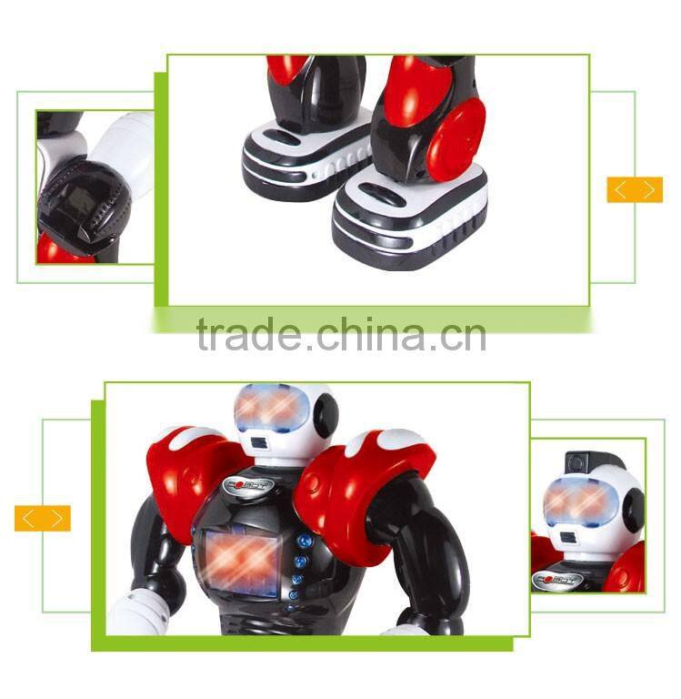 Hot selling plastic battery operated toy mini fighting robot