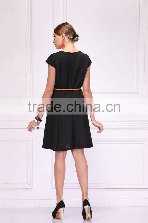 2014 Manni New Designed Knee Length Black And White Formal Dress