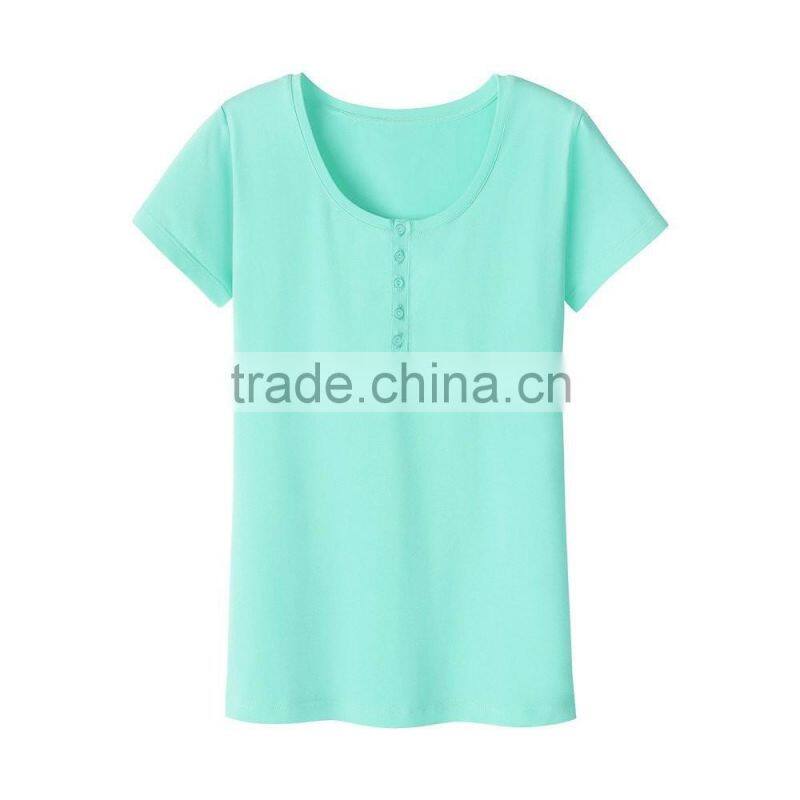 Plain no brand short sleeve cotton t-shirt with fastener for girls