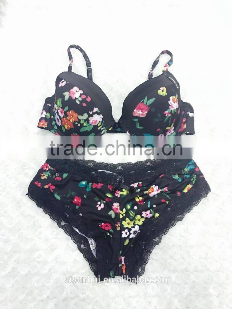 young girl 2016 new design ladies sexy hot bra set panty lingerie fancy lovely OEM quality revealing lingerie