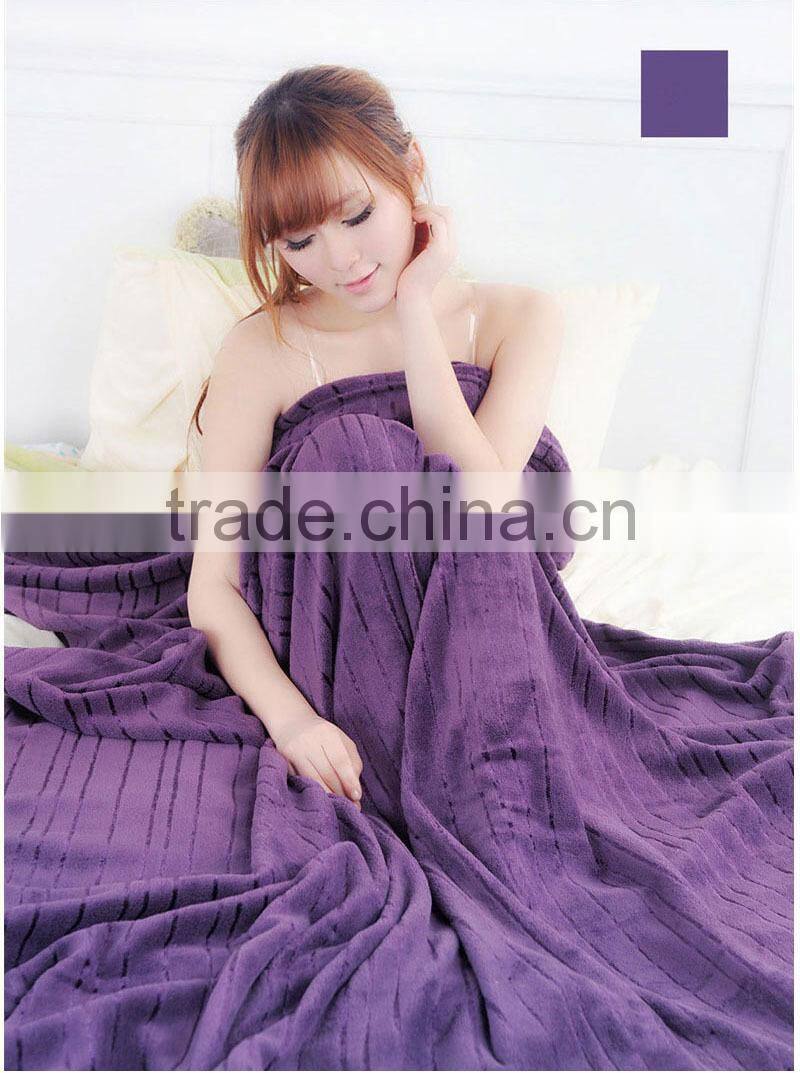 2015 Hot Sale 100% Polyester Wholesale Hometextile Bedding Set Twin King Full Queen Size Warm Glossy Line Coral Fleece Blanket