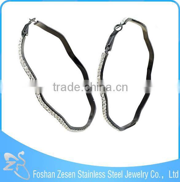 Black anodized handmade crystal triangle shaped earrings jewelry fashion