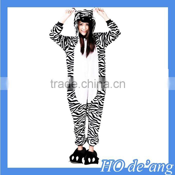 Hogift Best Selling Panda Unisex Pajamas Cosplay Animal Sleepwear For Men Women