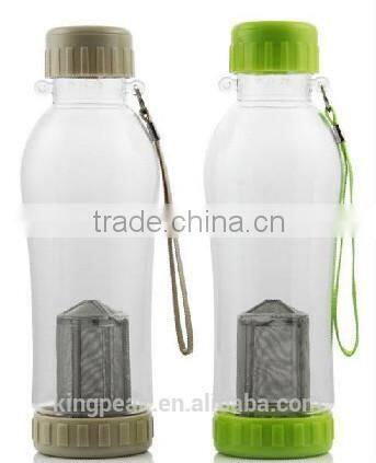 Plastic fruit infuser water bottle with infusion/ BPA-Free Tritan fruit infuser water bottle/Shaker bottle