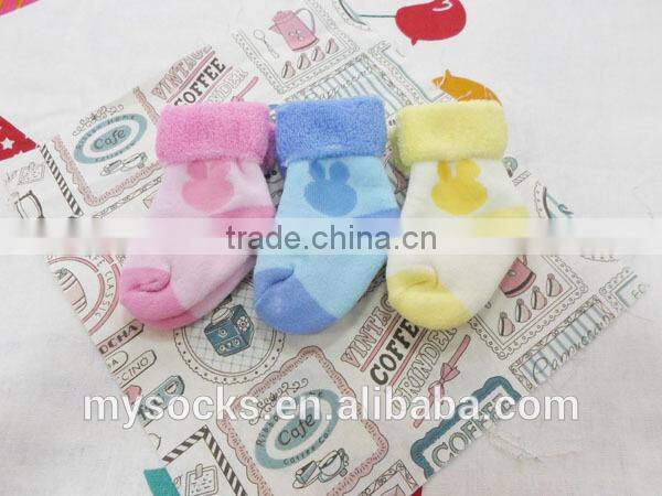 hot new products for 2015 cartoon new born baby cute terry socks