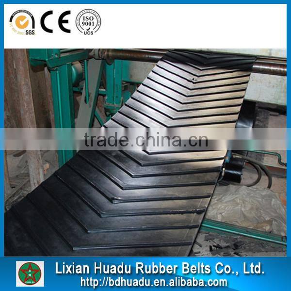 Herringbone rubber conveyor belts