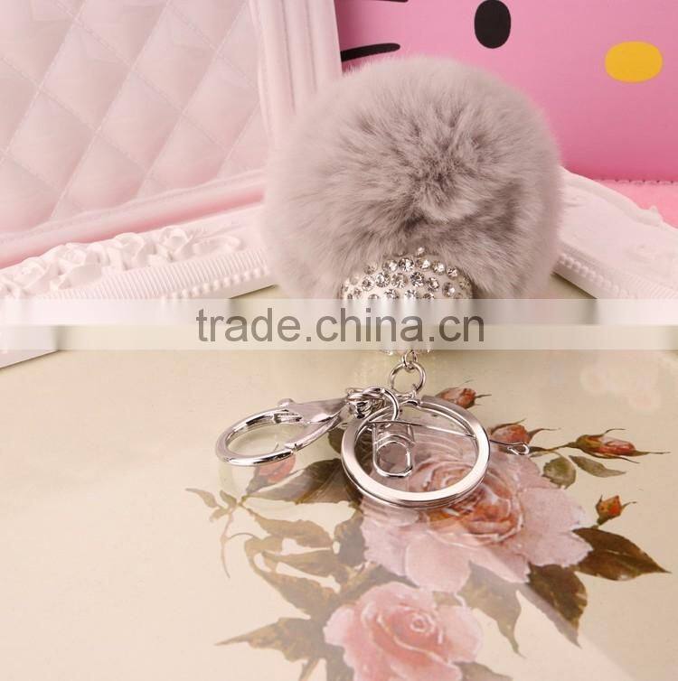 Keyring Pompom keychain Charm Ball Rabbit Fur Ball Genuine Soft Fluffy Key Chain Bag Pendant