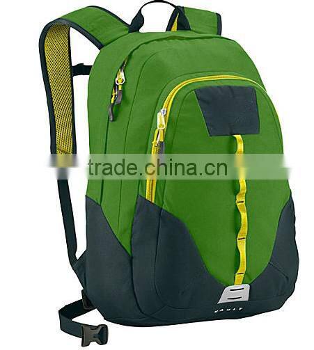 2015latest custom factory price outdoor multifunctional men's backpack