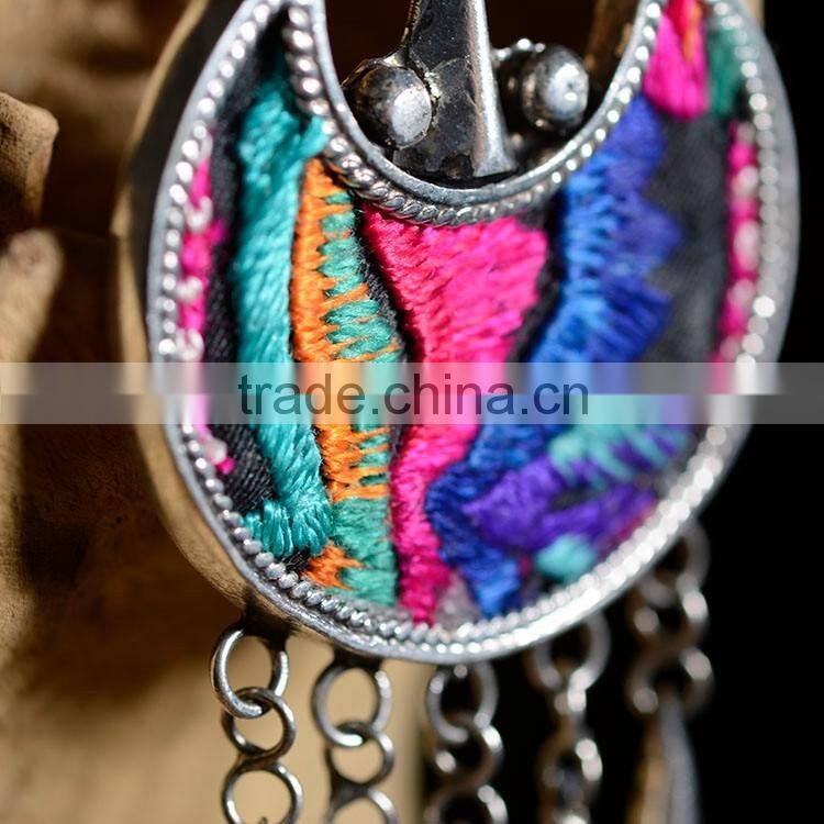 China ethnic pendant necklace miao silver moon shape necklace pendant vintage