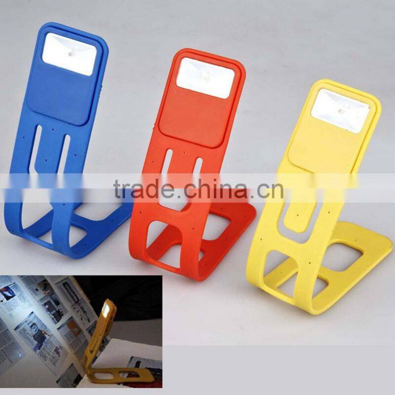 Plastic novelty design hot sale good quality power folding bookmark light