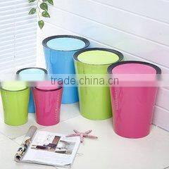Small Fashion Plastic Trash Can