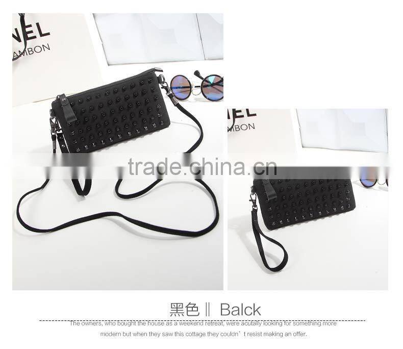 2016 Europea style factory directing selling high quality women blue clutch bag with rivet