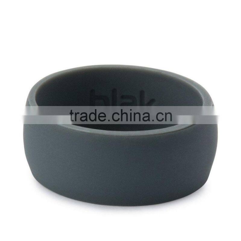 2015 fashion unique design silicone wedding ring