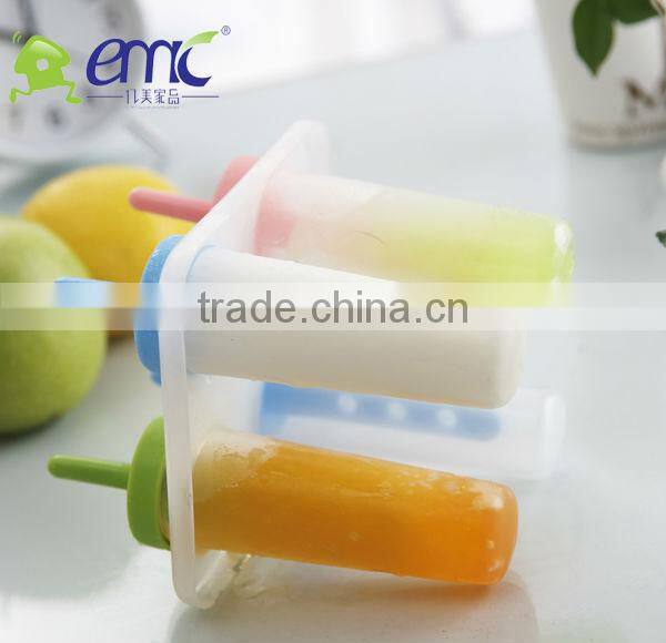 Oval set of 4 plastic ice cream mould with color handle