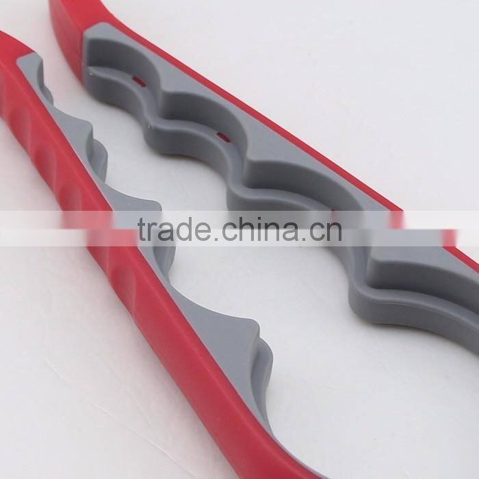 Mluti Functions Kitchen Plastic Wine Opener with Different Size