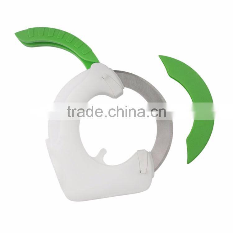 Kitchen multi-purpose circular rolling knife for vegetable cutting