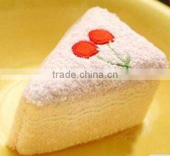 New Design Cute 100% Microfiber Wedding Gift Cake Towel