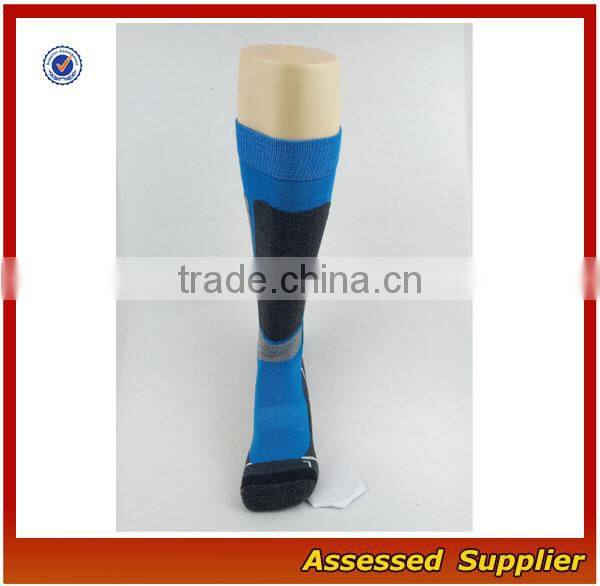 Pink Women Crew Size WHolesale Merino Wool Hiking Sport Traing Socks