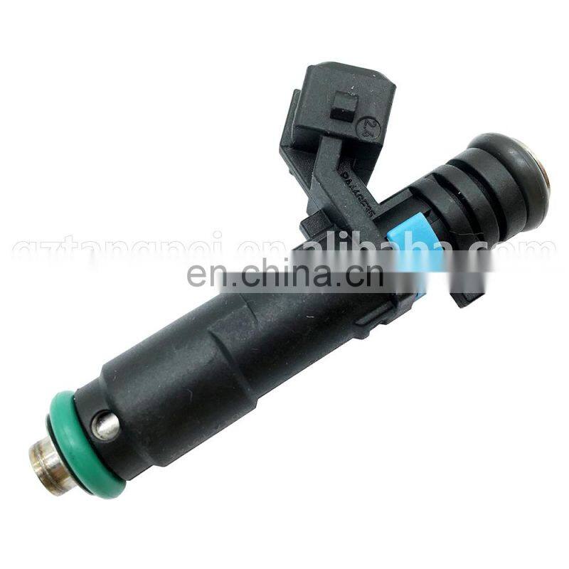 High Quality Auto Engine Spare Parts Fuel Injector Nozzle OEM 25186566