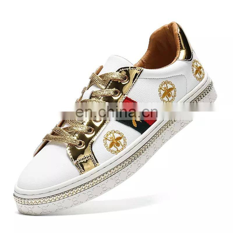 Wholesale men and women casual small White Sports Skateboard Shoes Bee sports shoes jogging shoes 36-44