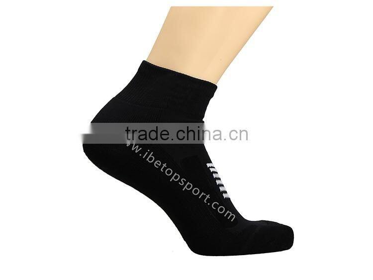 wholesale Custom 100% cotton dry fit running sport socks