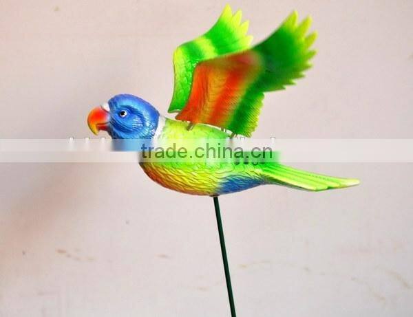 6 inch Parrot Plastic Flower Decorative Garden Stakes