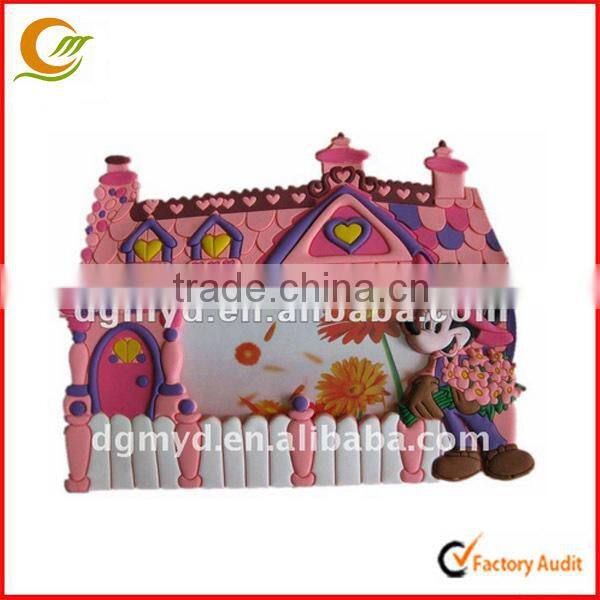 Mini photo frames Heart shaped PVC picture frame with keychain