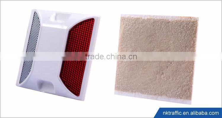 High Quality Lowest Price Plastic Motorway Reflective Road Studs