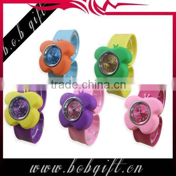 2014 cute butterfly shaped silicone snap band watches for kids