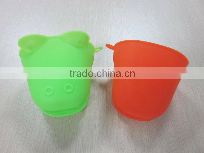 2014 new design fda and lfgb food safety 100% Food Grade Silicone Oven Mitt glove