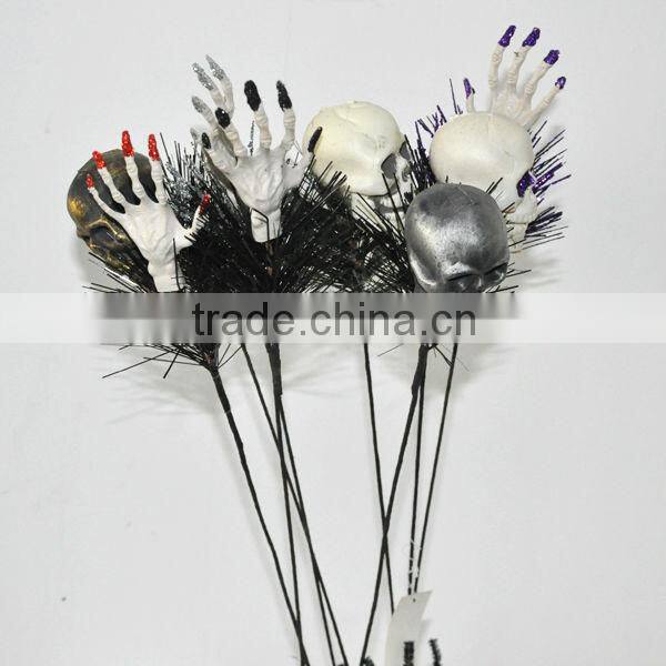 Purple rose light up wreath with skull decor for wall decoration of halloween holiday