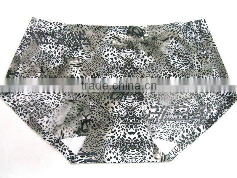 Seamless Short