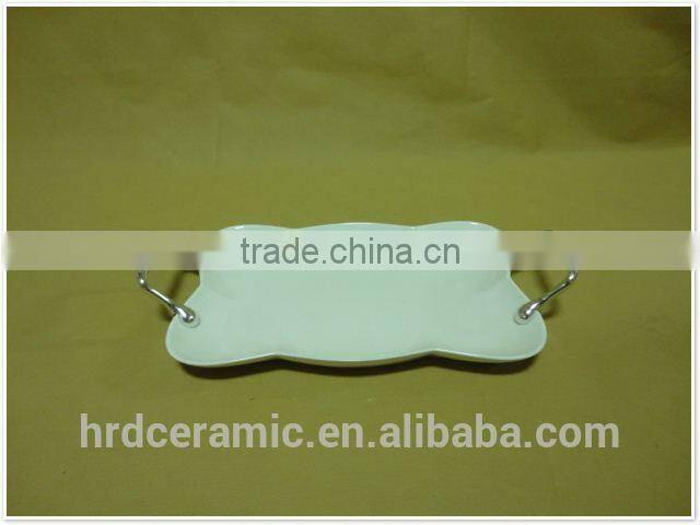 China stock ceramic garlic grater plate with Metal handle