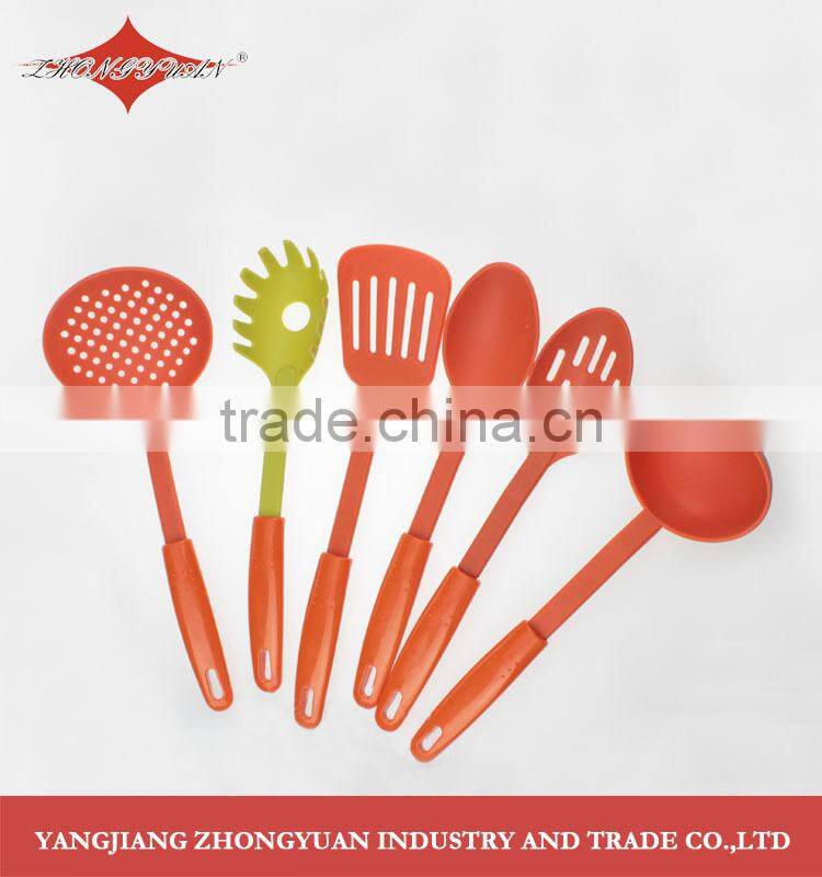 New collection nylon kitchen tool set with pp handle