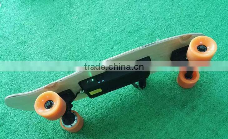 Wholesale Lithium Battery 4 Wheel Maple Sport Electric Skateboard 1200W Brushless Motorized Skateboard/Blue teeth