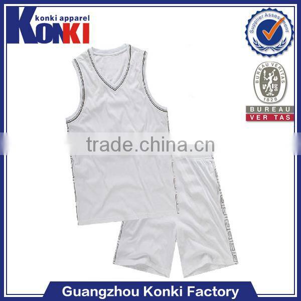 Good quality custom oem sports clothing