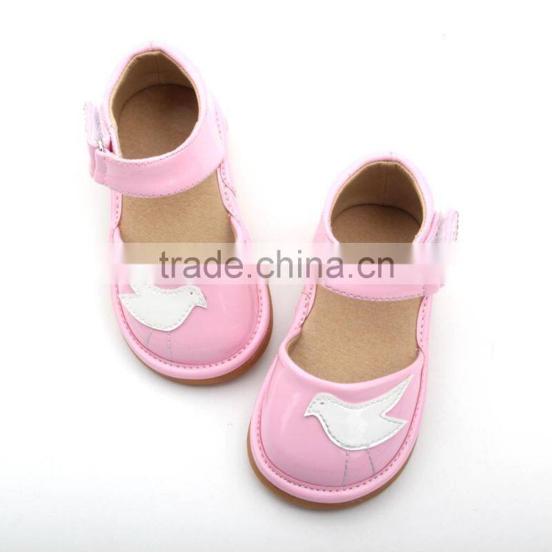 Skidproof adorable bird pattern kids wholesale squeaky shoes
