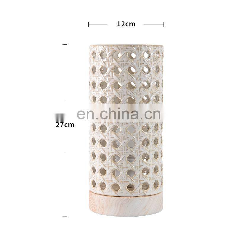 Nordic home decoration ceramic LED desk lamp for indoor room