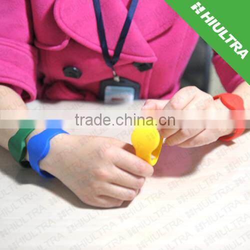 Waterproof Chip Sealed Wristband