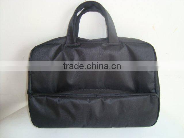 Convenient laptop computer bag