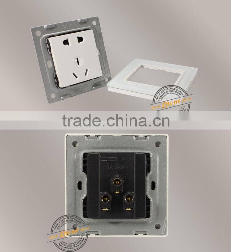 Wholesale Home Use Electrical 5-Pin Multifunction Wall Socket