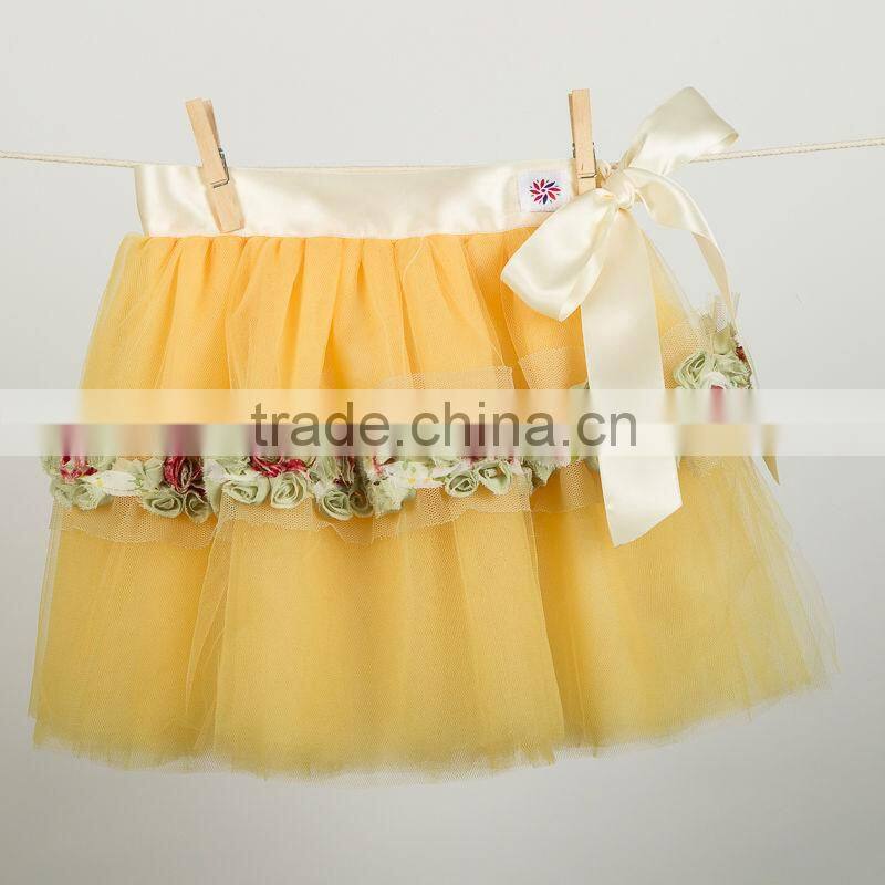 Yiwu koya wholesale Giggle moon remake necklace with star and moon with ruffle, 2015 high quality ladies short skirt
