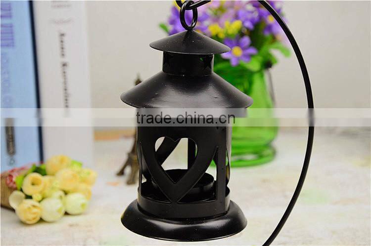 Heart shaped classical hollow candlestick metal candle holder, hanging wrought iron candlestick for home decoration