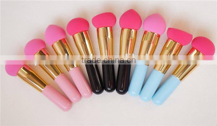 Private Label Non Latex Cosmetic Make Up Sponge Brushes with Wood Handle