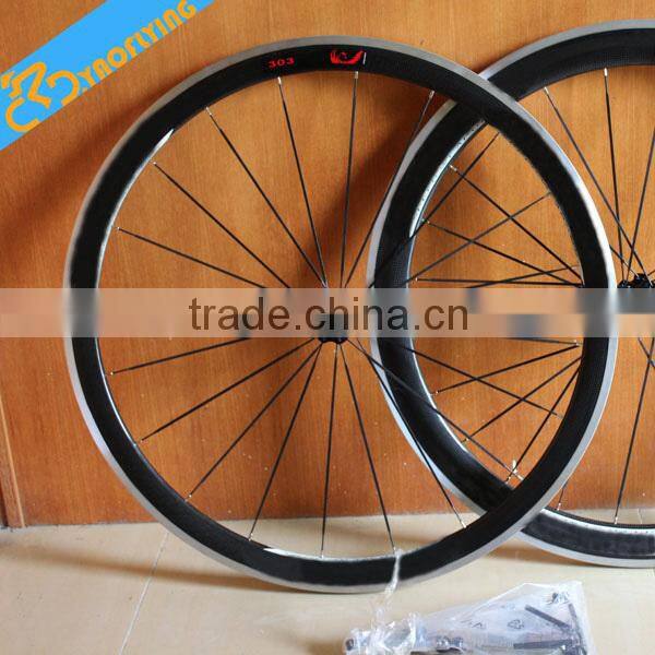 700C chinese high profile carbon wheels,super light bike carbon wheels Novatec hub 20H/24H UD glossy.