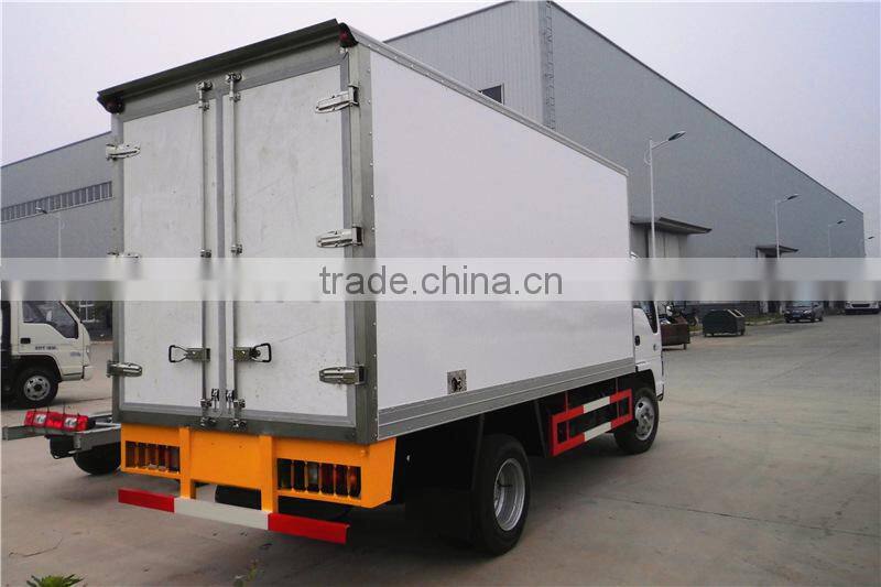 Mini 3tons Japanese thermo king refrigerator truck